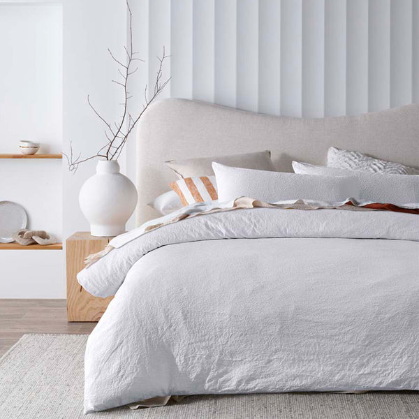 Accessorize Elma White Jacquard Quilt Doona Duvet Cover Set Queen