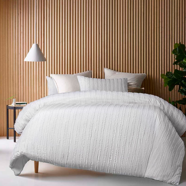 Vintage Design Homewares Reflections White Cotton Quilt Doona Duvet Cover Queen