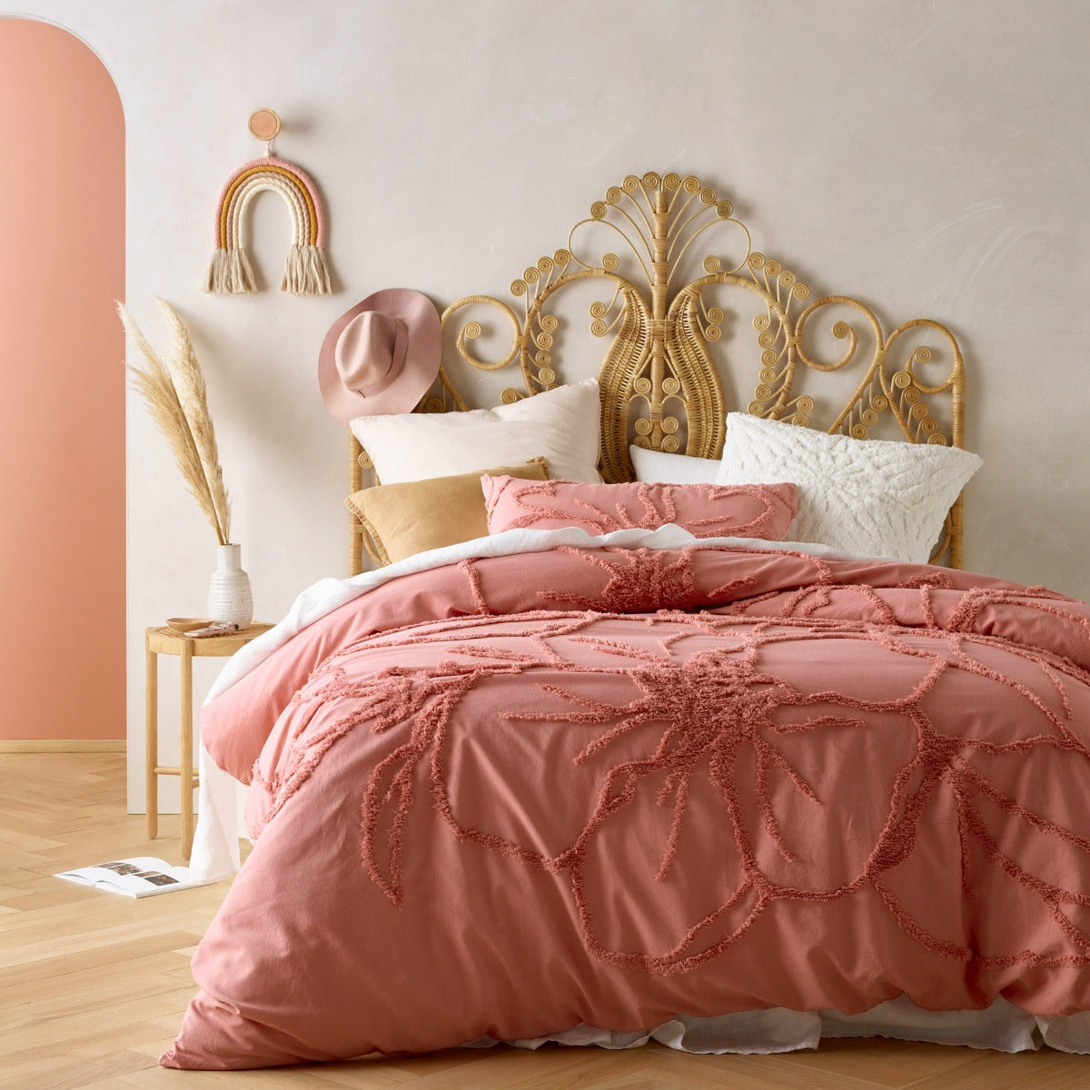 Vintage Design Homewares Rosa Rose Quilt Doona Duvet Cover Set King