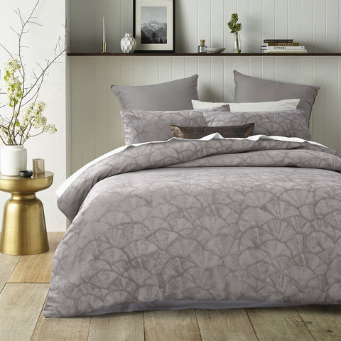 Accessorize Shells Jacquard Grey Quilt Doona Duvet Cover Set King