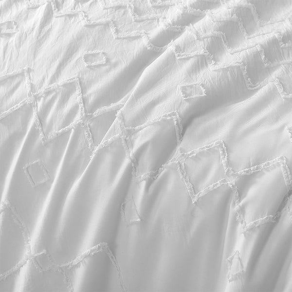 Big Sleep White Zig Zag Super Soft Tufted Quilt Doona Duvet Cover Set Queen