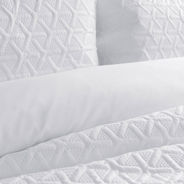 Ardor Leonardo Embossed Geometric Quilt Doona Duvet Cover Set White Queen