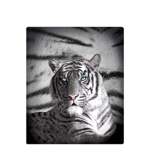 Just Home Blue Eyes Stripes Tiger Polar Fleece Throw Blanket 127 x 152cm